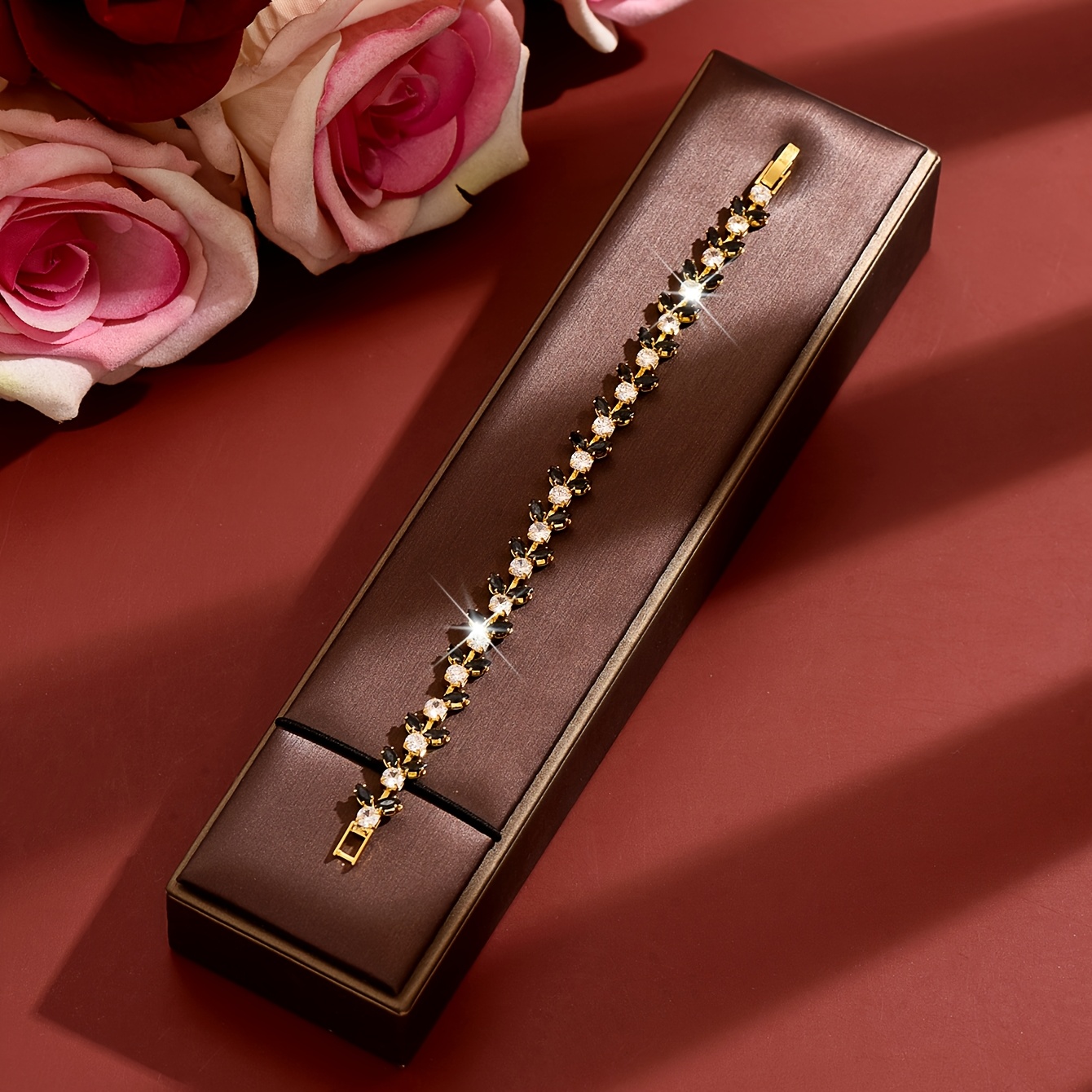 Women's Exquisite Delicate Chain Bracelet, Elegant & Versatile